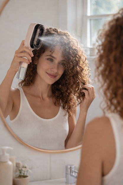 Cepillo 2 en 1 con Spray – Peinado Fácil para Cabello Difícil